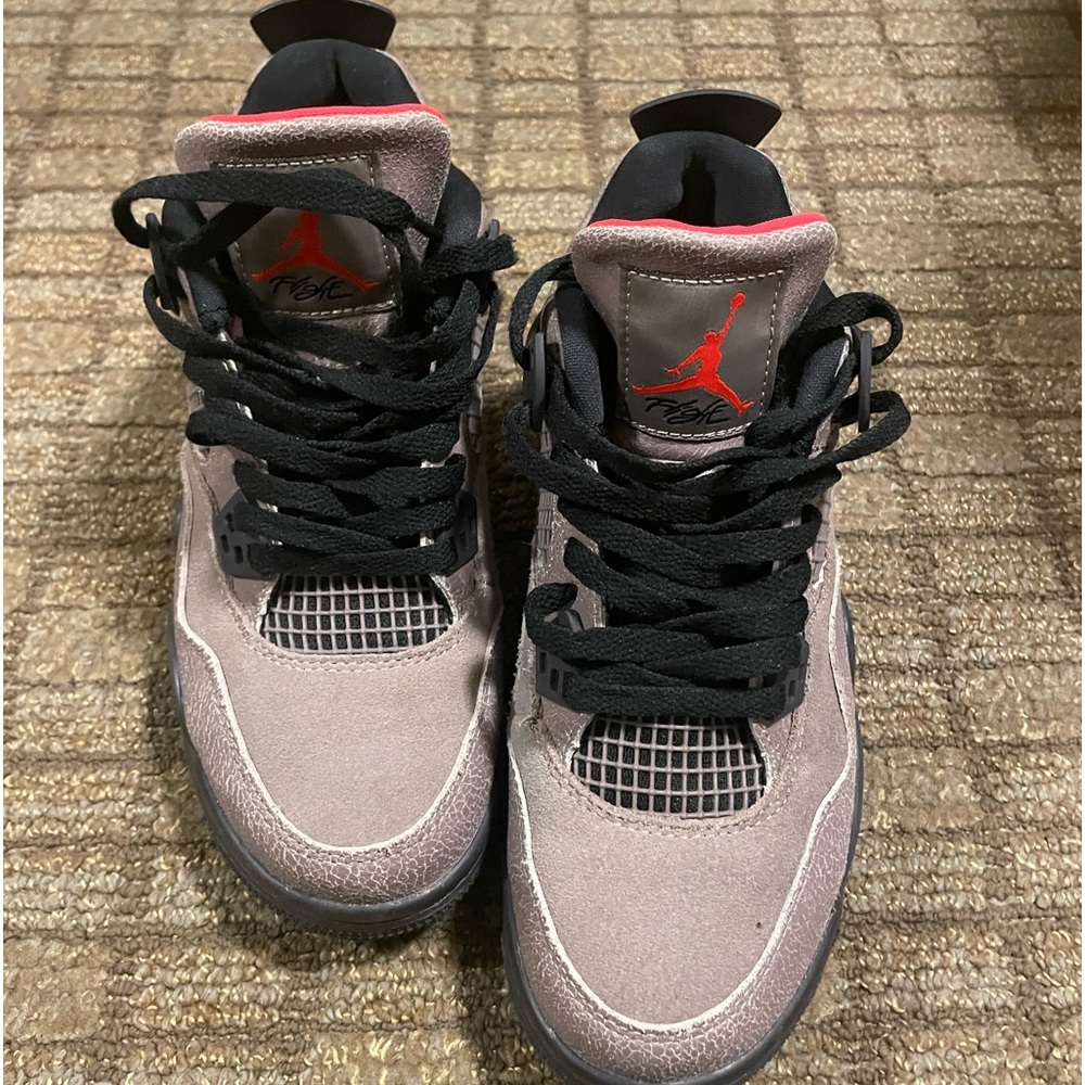 Jordan 4 Taupe Haze